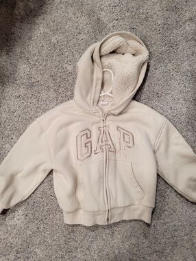 Girls GAP Cream Sherpa-Lined Zip Hoodie for Kids Size 6-7 S